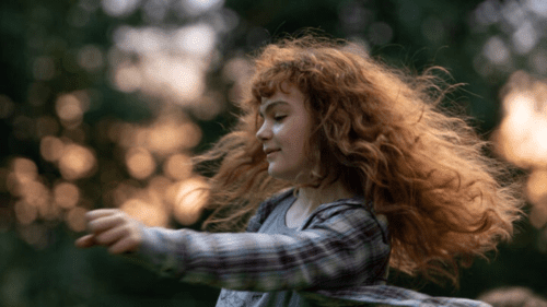 Critique « Dalva » (2023) : Une enfant sous influence ! - ScreenTune